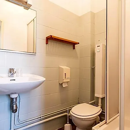 Hotel Des Bains 2*